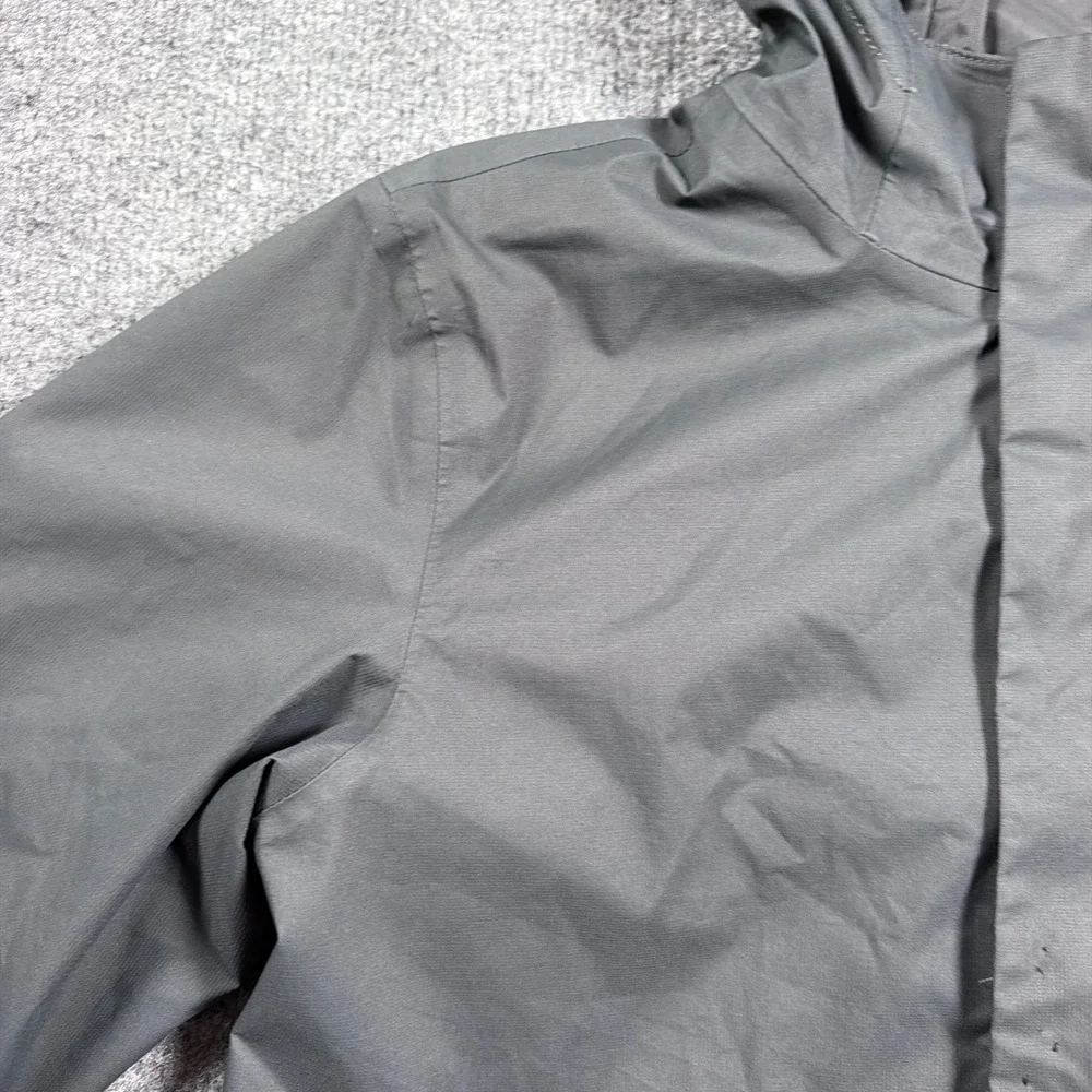 The North Face Rain Jacket Boys L 14/16 Grey DryVent Hooded Colorblock Coat